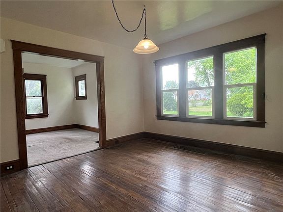 5th image of 3490 Vermont Ave