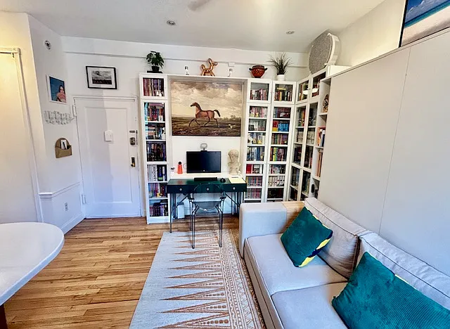 304 W 10th St #2B — Photo 12