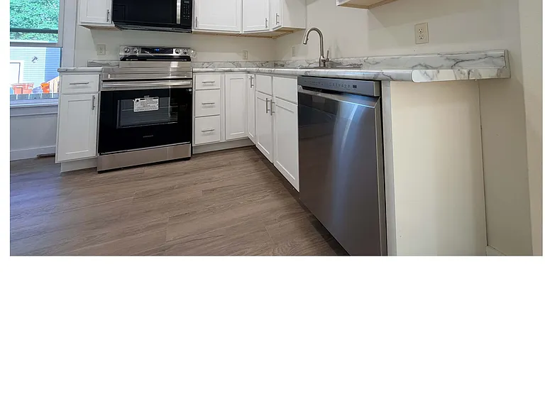 701 Gray St — Photo 5