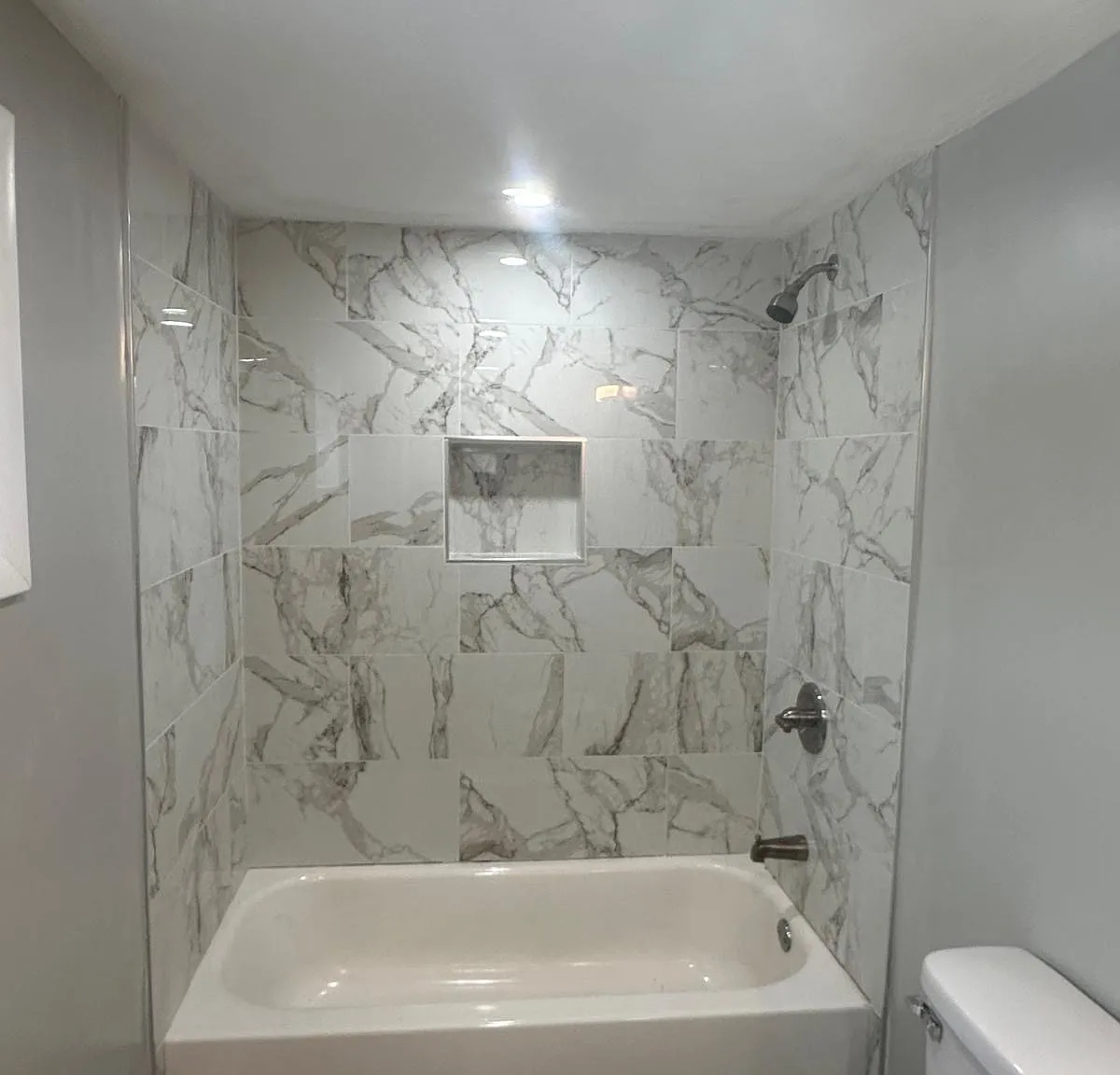 4 bed, 1948 sqft, $1,600 — Photo 2