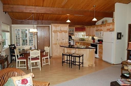 5th image of 398 Crane Dr