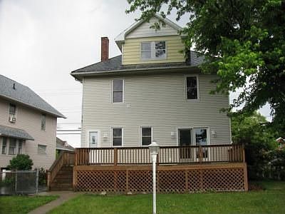 2nd image of 1059 E Center St
