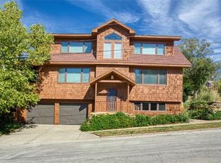 1400 W 48th St, Kansas City, MO 64112