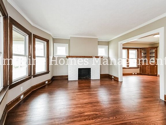 4th image of 14949 Delaware Ave #1