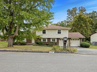 222 Sandpiper Ln, Chattanooga, TN 37421