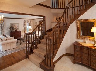 6898 Edgebrook Pl, Eden Prairie, MN 55346