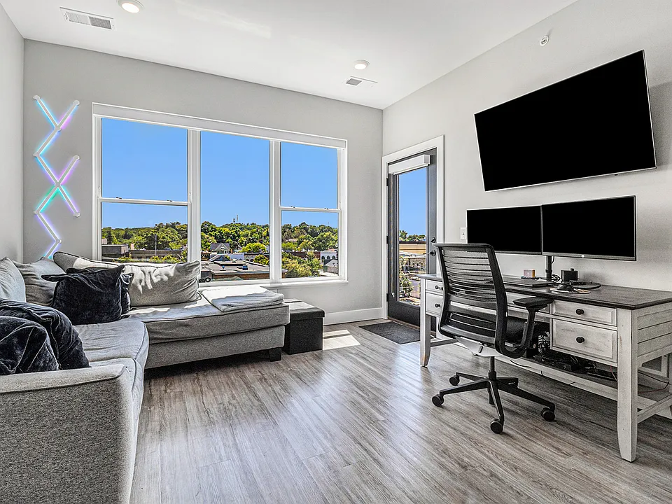 The Tribune Lofts - 1-Bedroom Living Room
