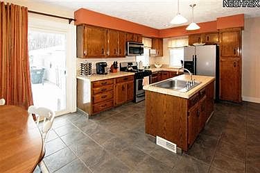 2nd image of 6415 Sylvia Dr
