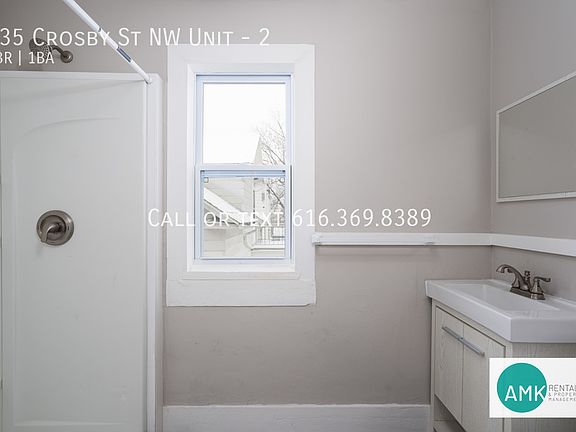 5th image of 735 Crosby St NW #2