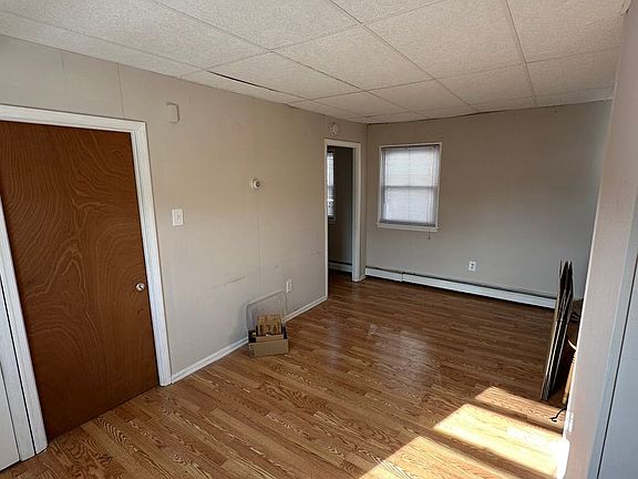 4th image of 1133 Madison Ave APT 1