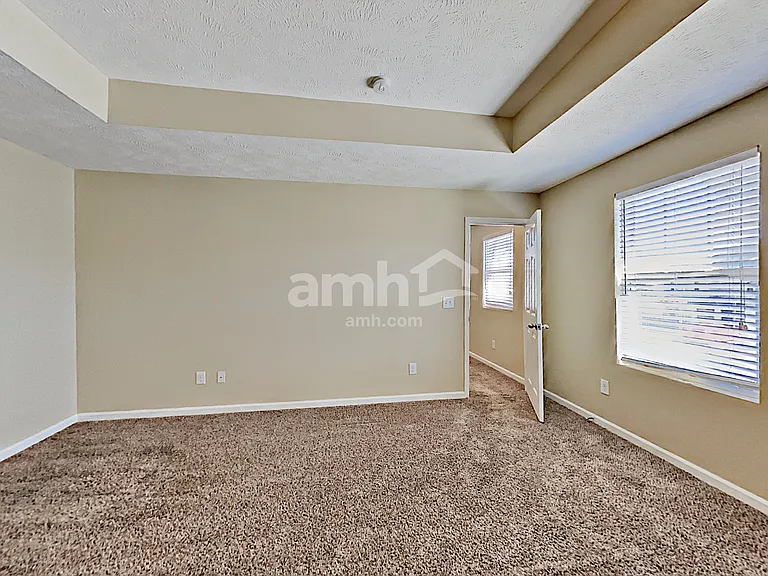 369 Owl Dr — Photo 8