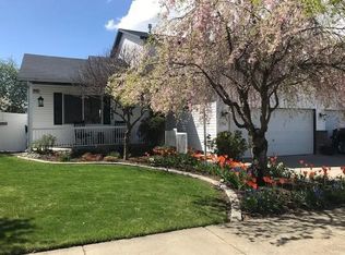 1962 W Ridgemont Ave, Hayden Lake, ID 83835