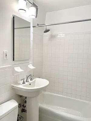 Rented by Zumper Inc | media 19