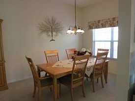 3rd image of 984 Caribou Way