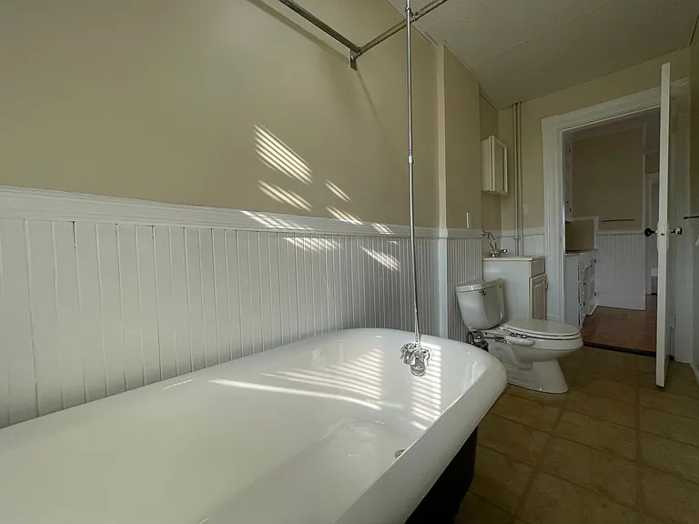 68 Laval St #3 — Photo 15