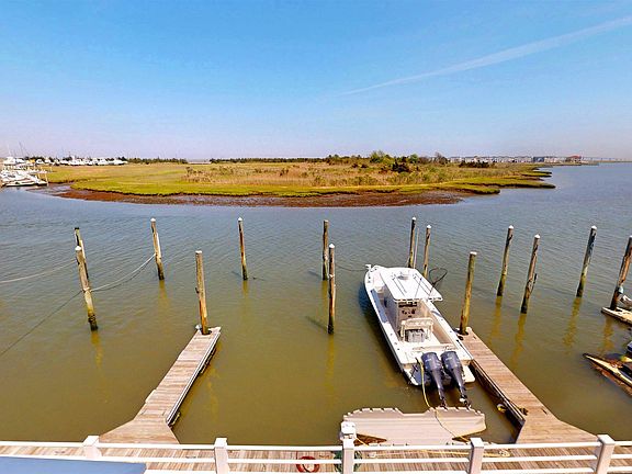 4th image of 1508 Harbour Cv S #1508