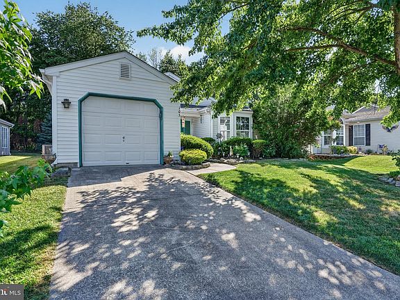 4th image of 105 Valley Forge Dr
