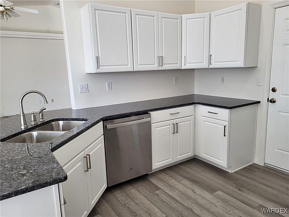 5th image of 5587 S Desert Lakes Dr