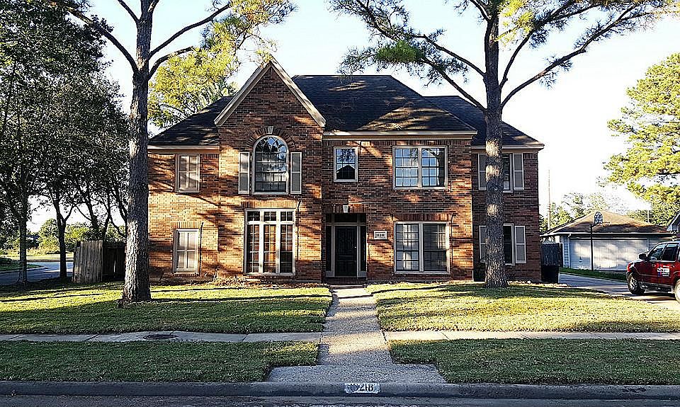 1st image of 18218 Knotty Green Dr