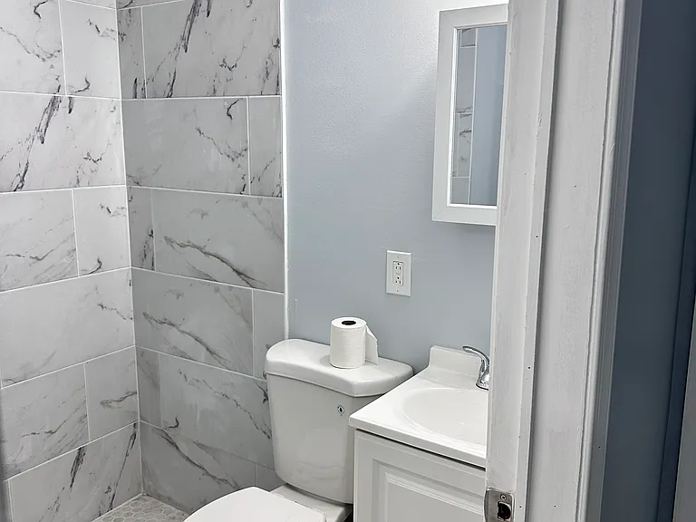 1817 Reed St — Photo 10