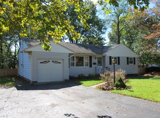 415 Danbury Ave, Raritan, NJ 08869