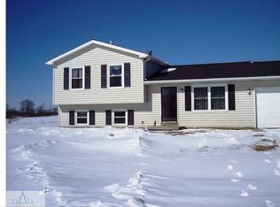 3495 Mahan Hwy, Eaton Rapids, MI 48827