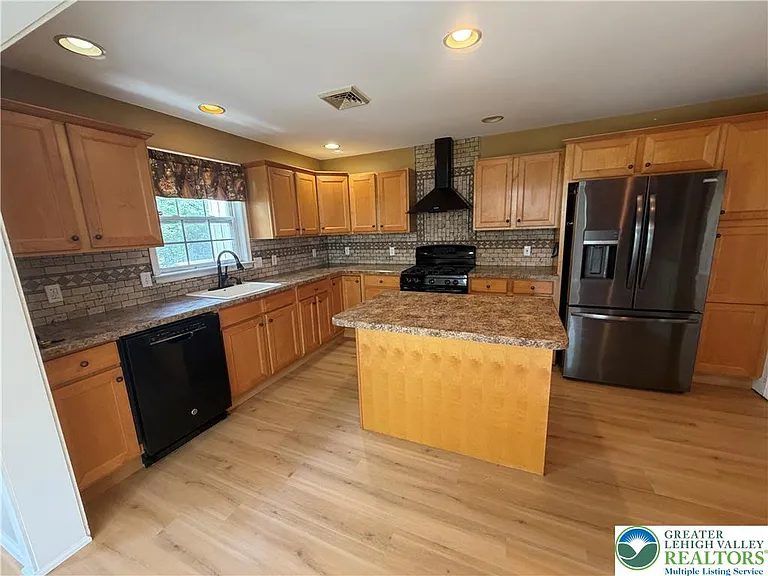 4157 Walter Rd — Photo 12
