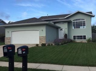 3610 Ithaca Ave, Spirit Lake, IA 51360