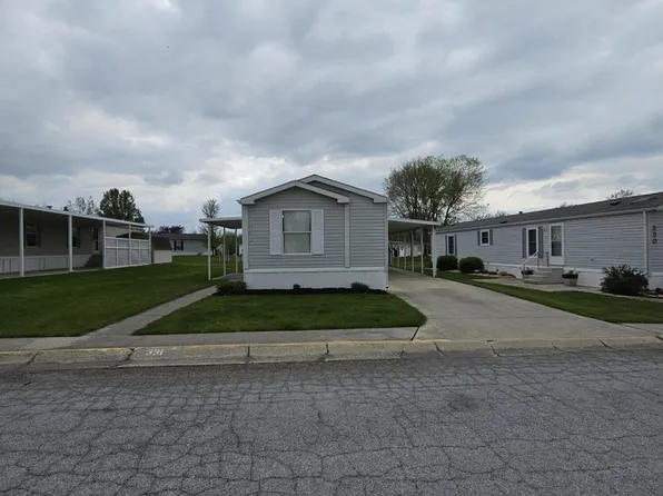 331 Eastwoods Dr, Lima, OH 45804