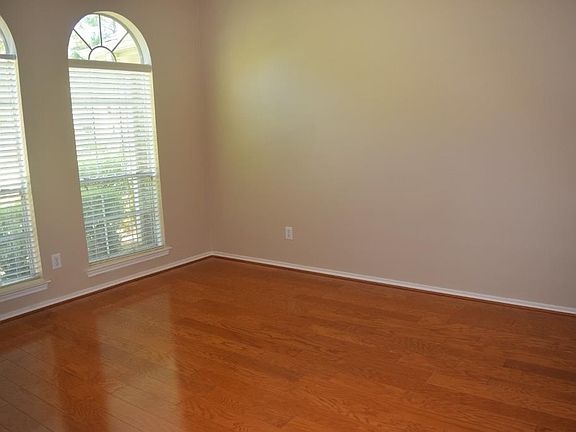 5th image of 2378 Calypso Ln