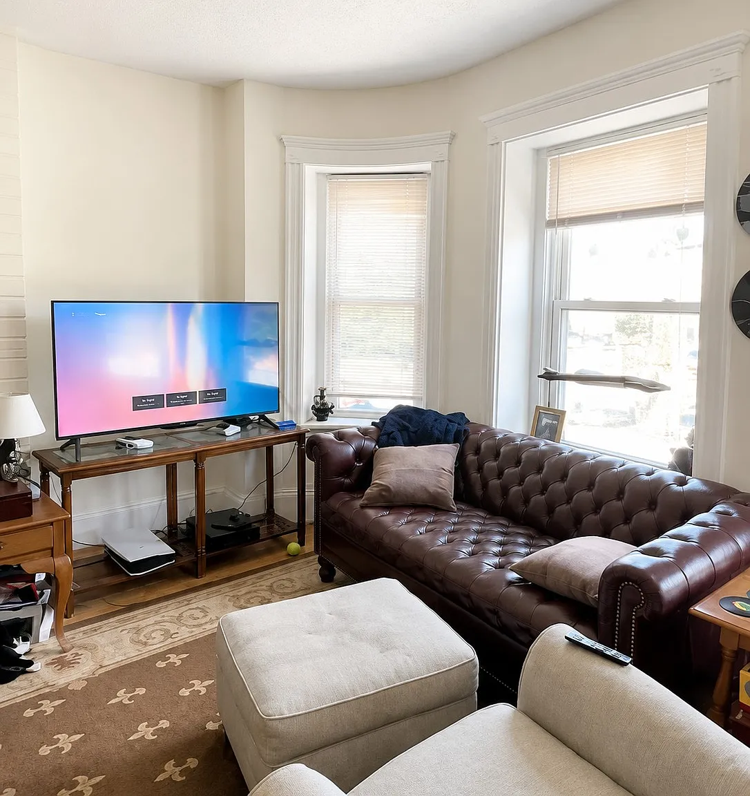 2 bed, 725 sqft, $2,600 — Photo 4