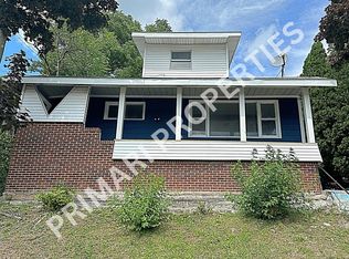 628 Carbon St APT 2, Syracuse, NY 13208