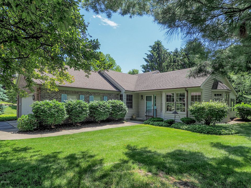 7798 W. St Andrews Circle-101
