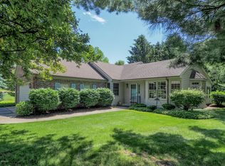 7798 W Saint Andrews Cir, Portage, MI 49024