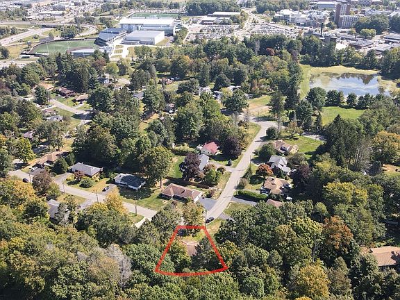 5th image of 4048 Lauderdale Dr
