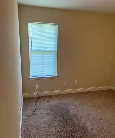2197 Spring Grv W — Photo 13