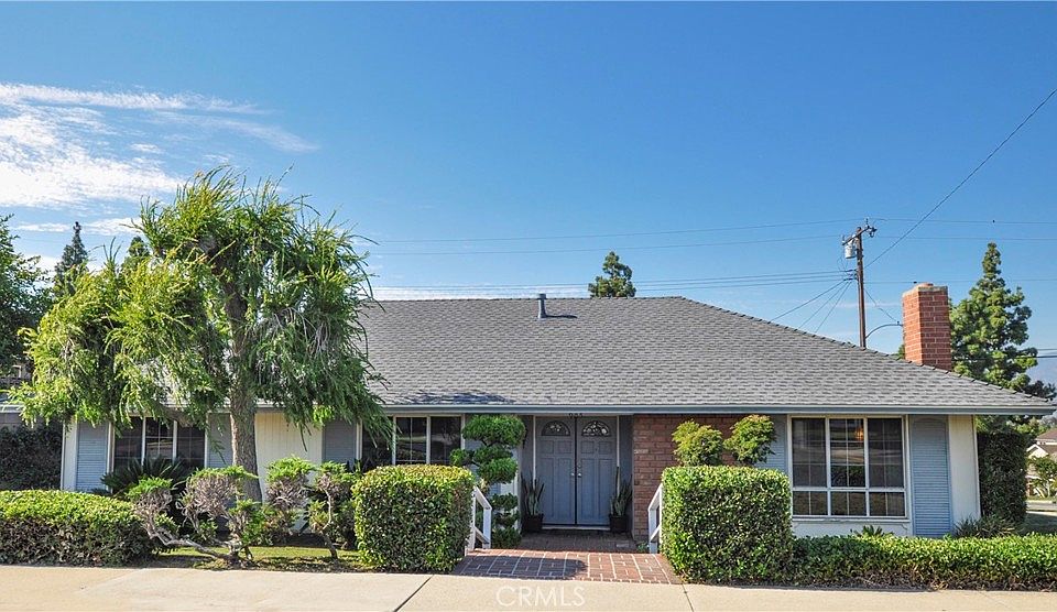 1st image of 905 Caraway Dr