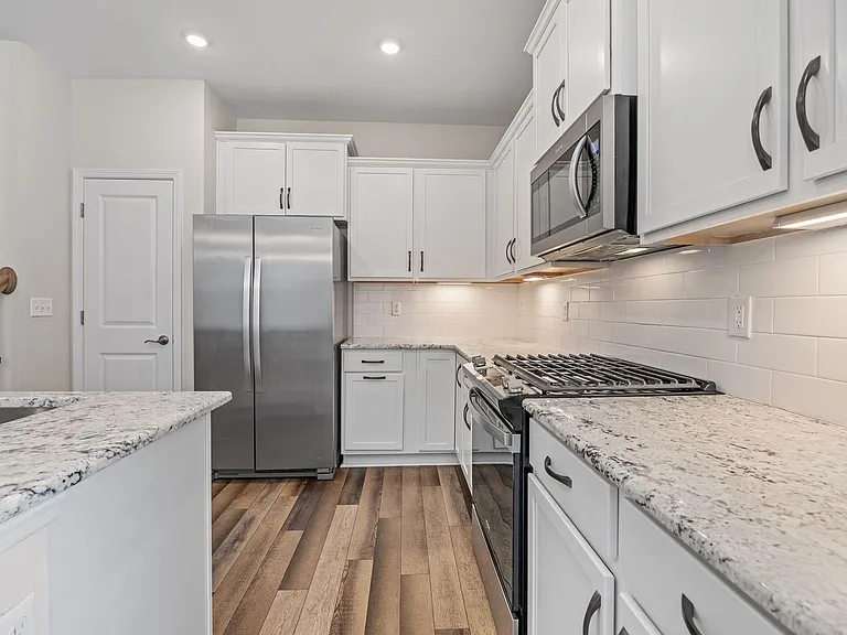 1631 Glacier Dr — Photo 29