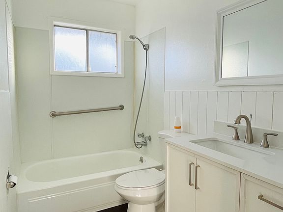 3rd image of 1338-1338 N Arthur Ave #B