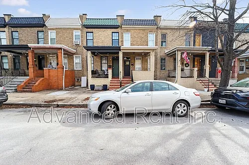 611 Grundy St Photo 1