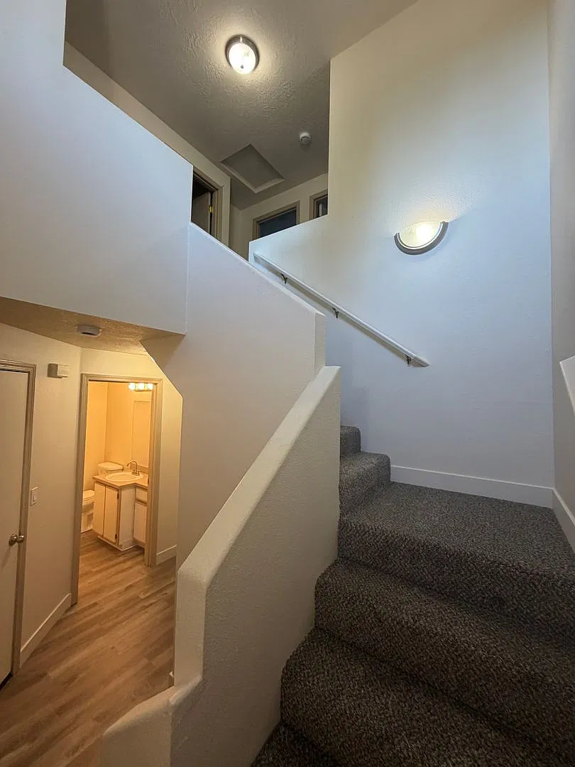 Ida Street Townhomes — Photo 2