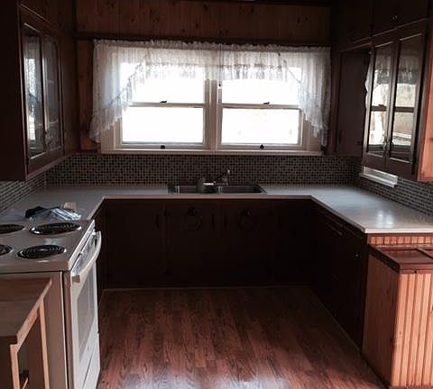 hwy104kitchen_03102015