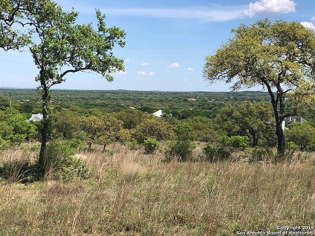 1st image of 104 Caprock Cir