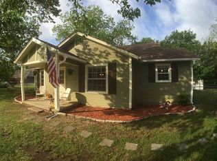 303 W McKennon Rd, Calera, OK 74730