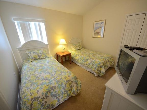 4th image of 4778 Cumbrian Lakes Dr
