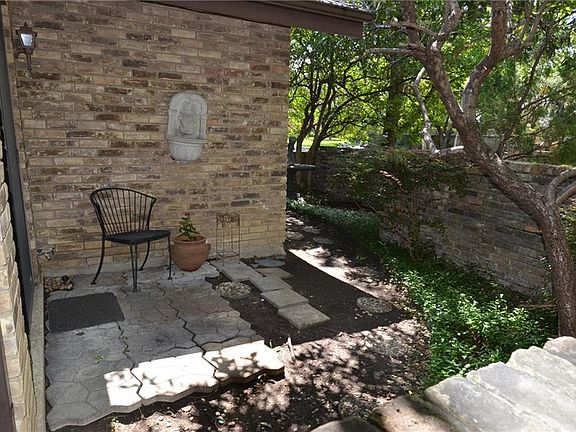 5th image of 6043 Glen Heather Dr