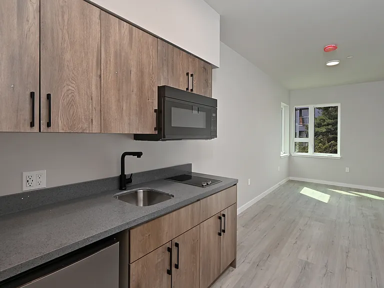 Clara Apartments — Photo 40