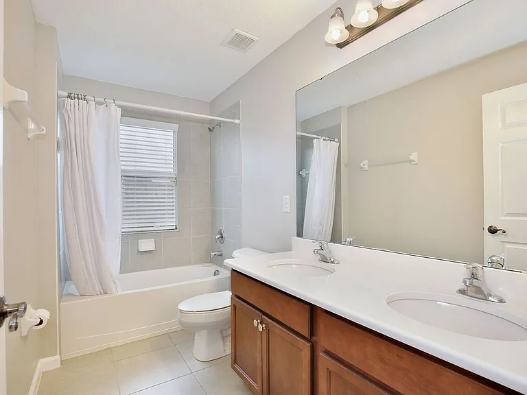 16005 Champlain St — Photo 19