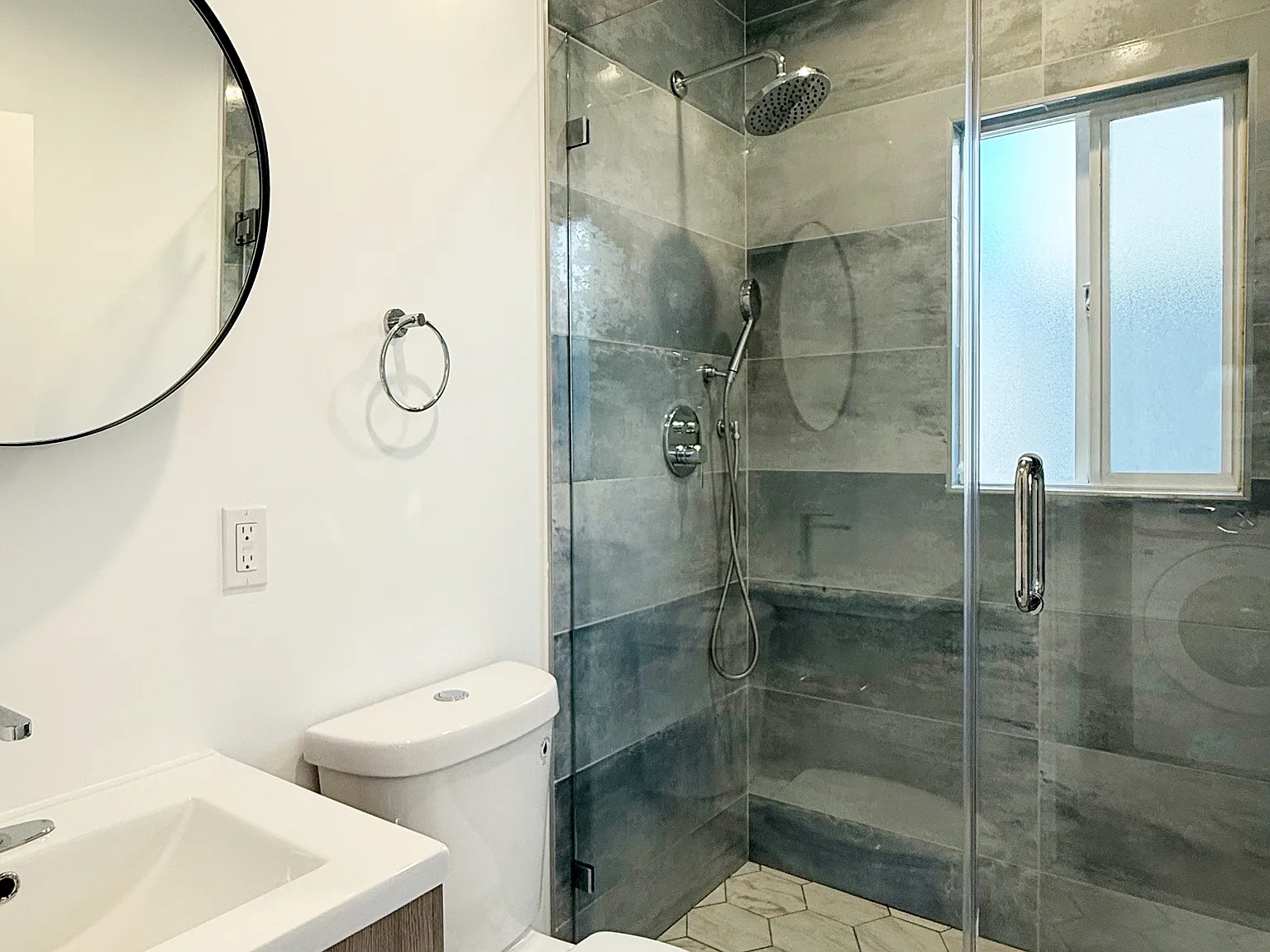 1 bed, 516 sqft, $2,390 — Photo 3