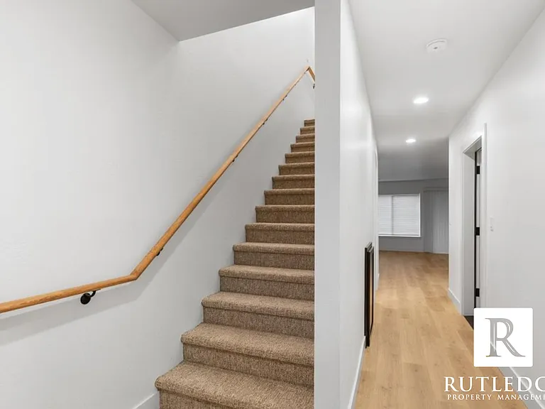 565 G St #1 — Photo 4